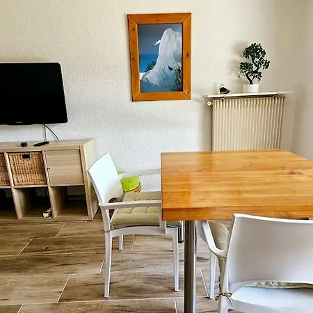 L'oiseau Bleu Apartment